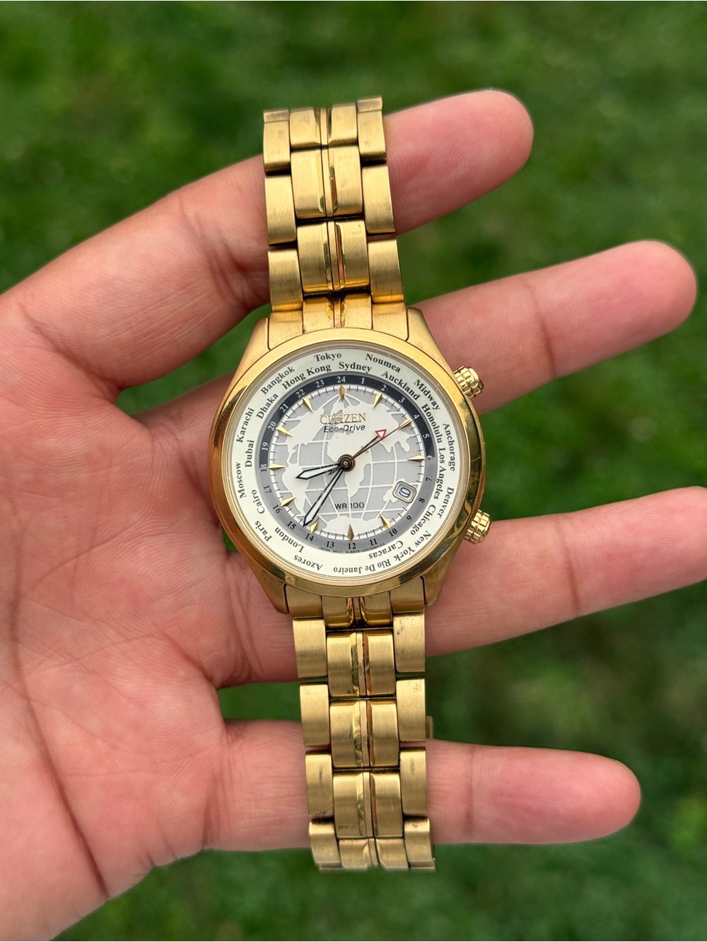 Citizen Gold-Tone Calibre 6000 World Time Dial Watch with White Face men’s watch